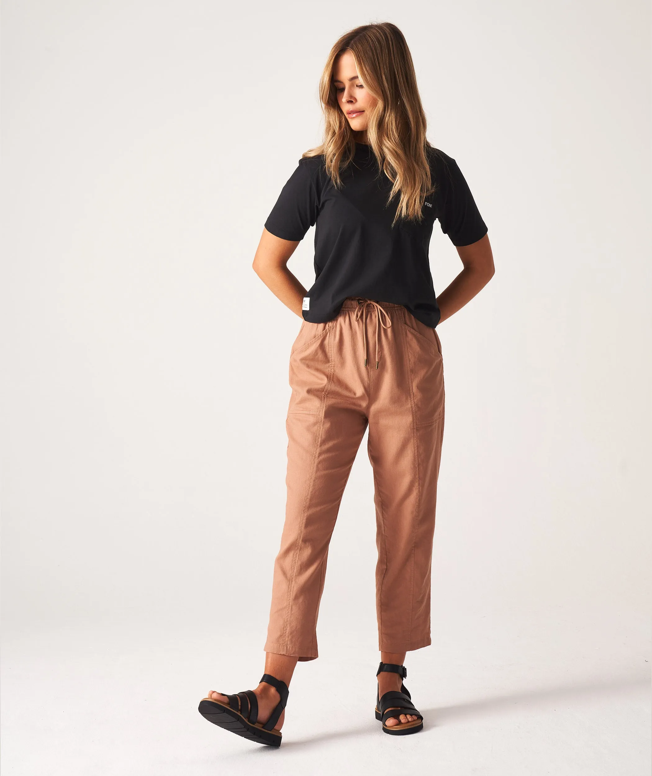 Ladies Linen Blend Drawcord Pants - Caramel