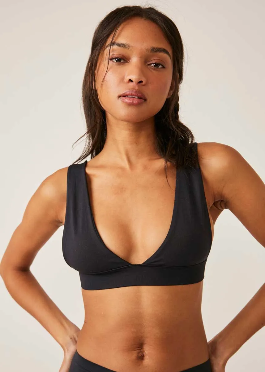 No Show Plunge Bralette - Black