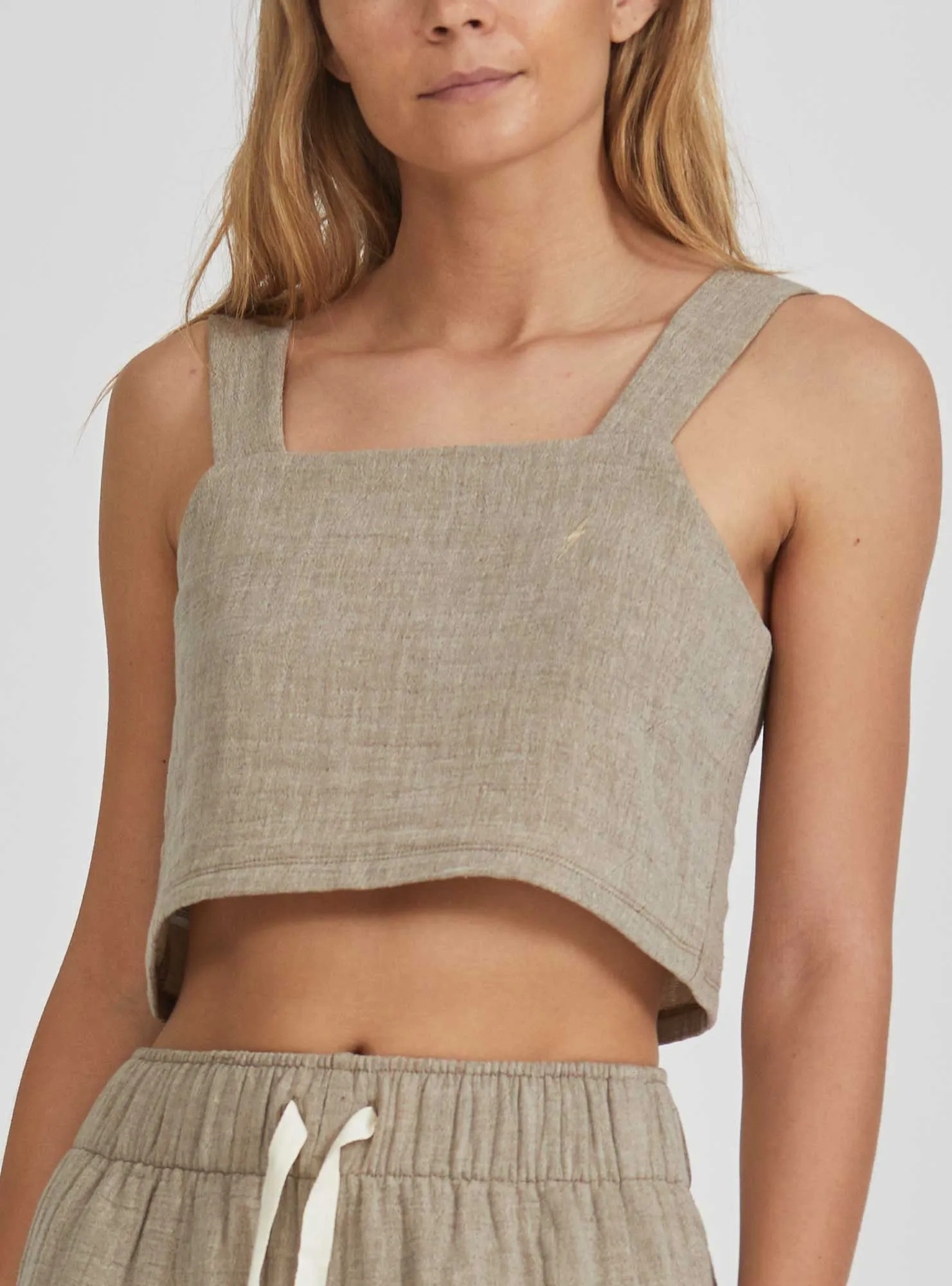 TEXTURED CROP TOP